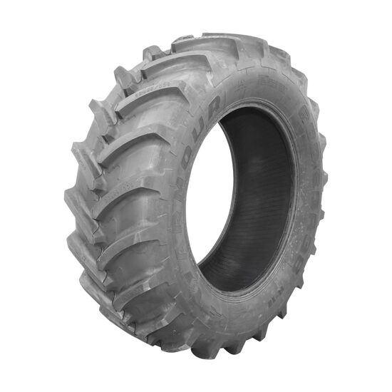 Anvelopa agricola radial tubeless 600/65r38 18.4r38 cu crampon v profil r-1w